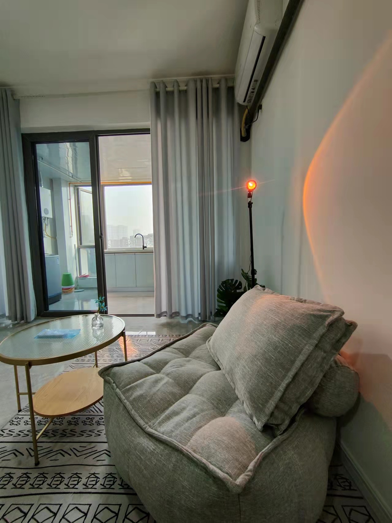 天府北京街  1室1厅1卫    1800.0元/月 天府北京街  1室1厅1卫    1800.0元/月室内图