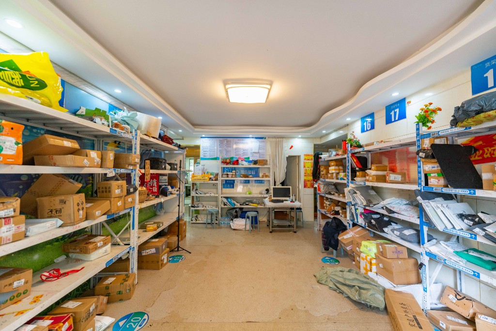 富兴嘉城(富兴汇中央) 3室2厅2卫 120.0万 富兴嘉城(富兴汇中央) 3室2厅2卫 120.0万客厅