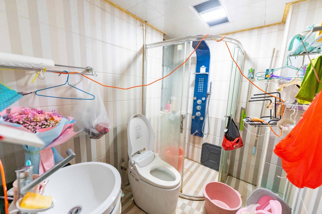 富兴嘉城(富兴汇中央) 3室2厅2卫 120.0万 富兴嘉城(富兴汇中央) 3室2厅2卫 120.0万卫生间