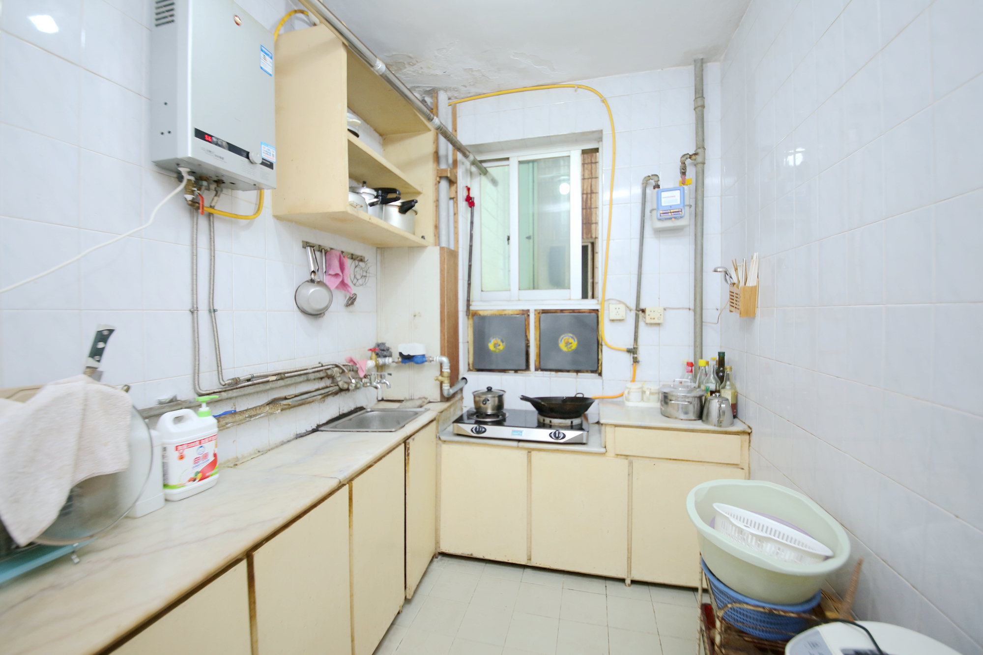 建工集团单位房  2室2厅1卫   89.50万厨房