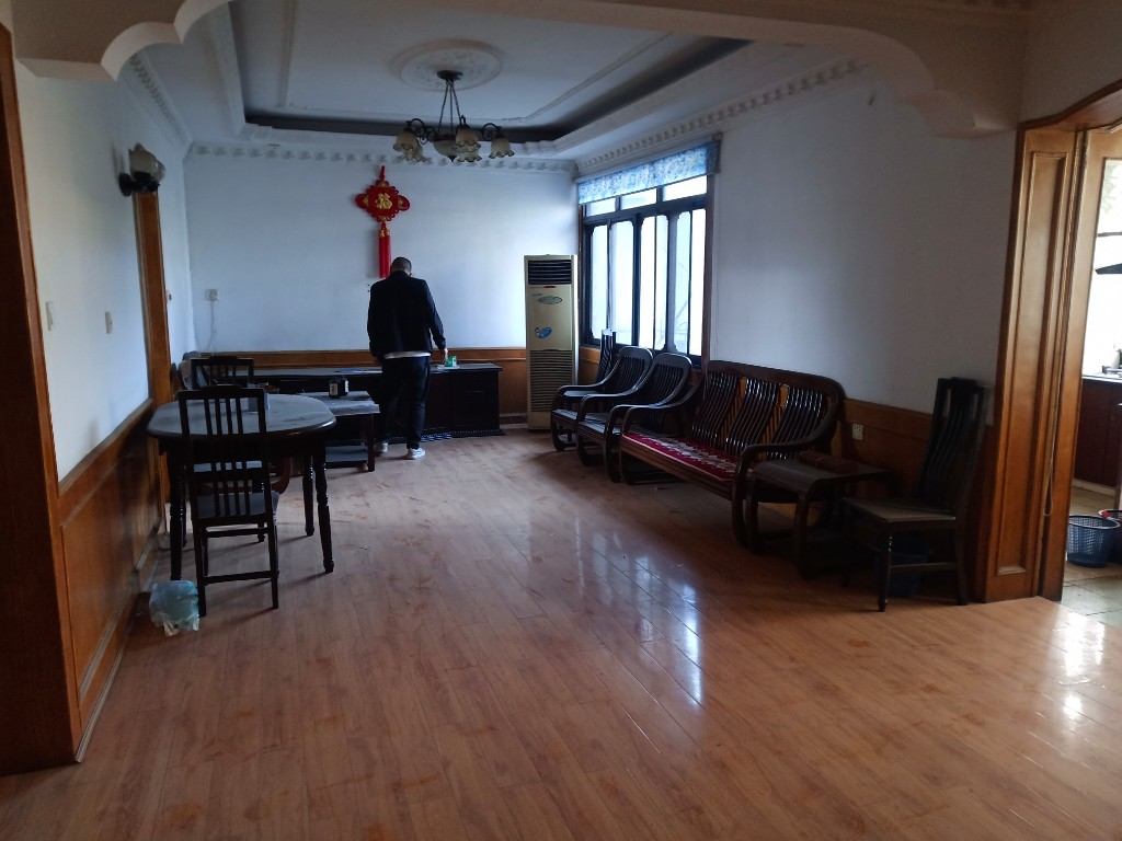 工商银行家属区(台家塅社区) 3室2厅1卫 1200.0元/月 工商银行家属区(台家塅社区) 3室2厅1卫 1200.0元/月户型图