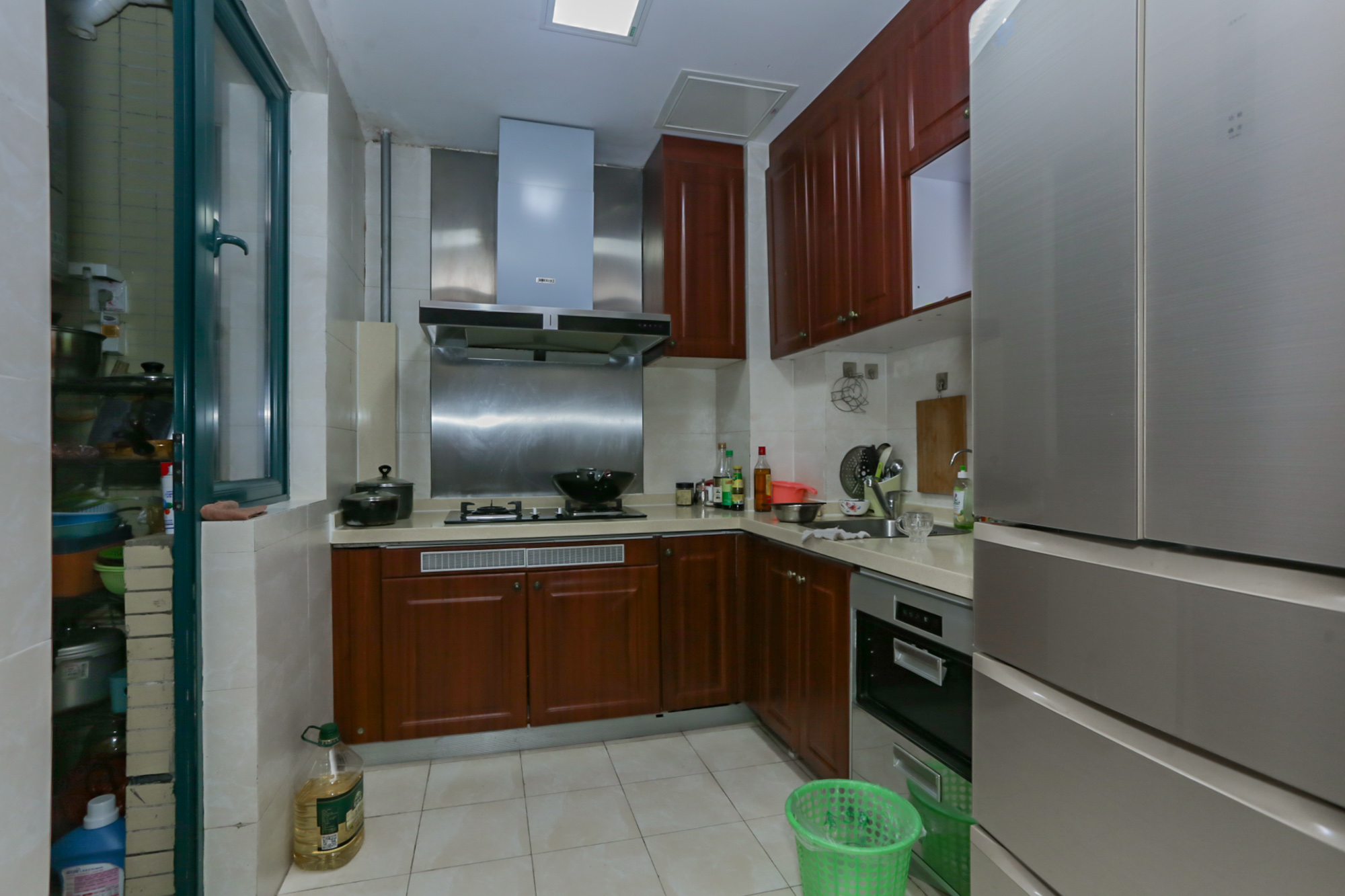 恒大华府  2室2厅1卫    117.8万厨房