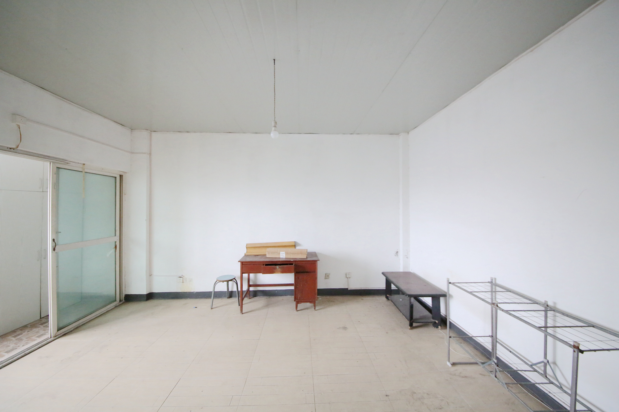 长建建材市场  3室2厅2卫   64.60万卧室