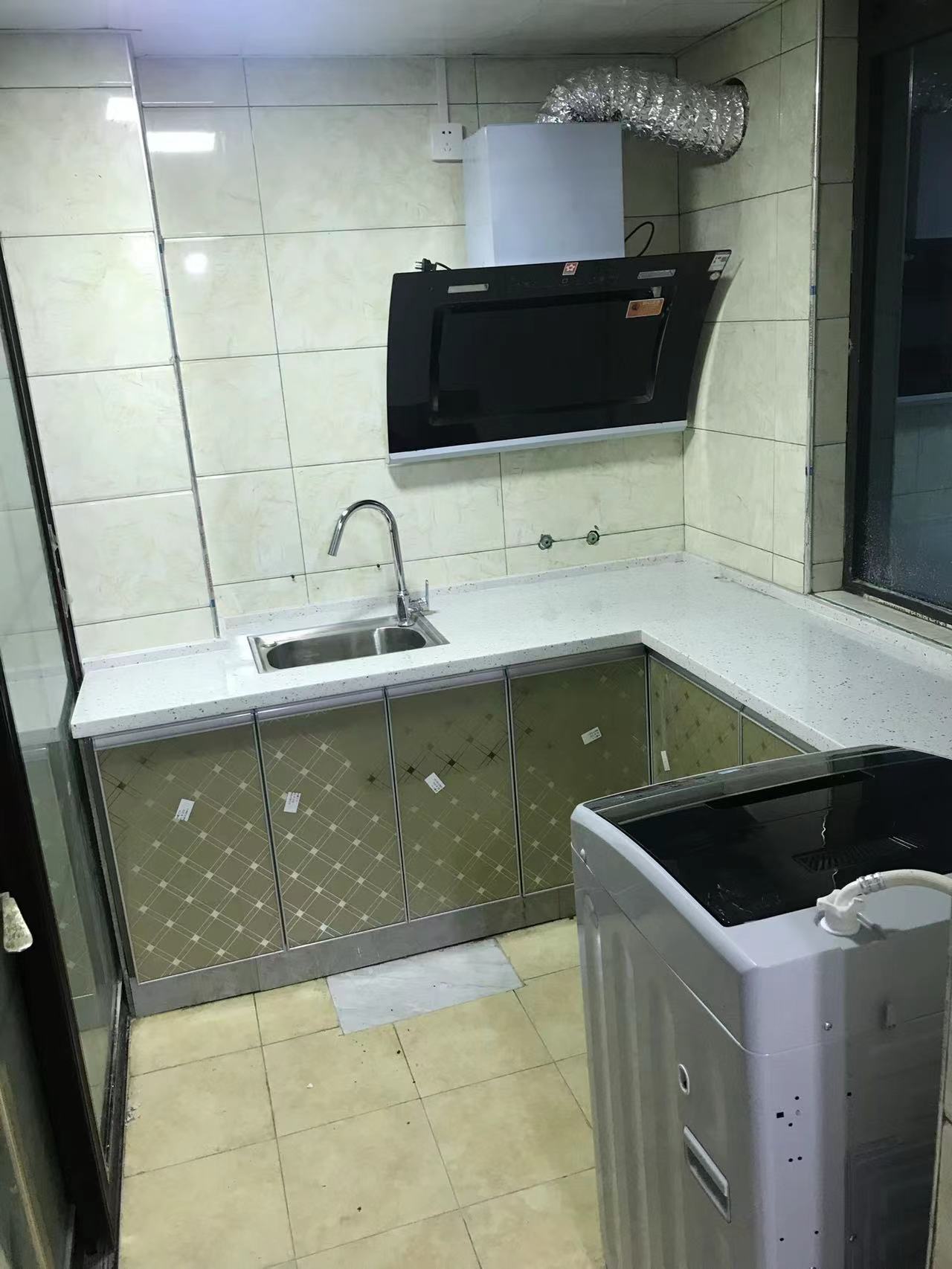 南垅社区(A区) 1室1厅1卫 800.0元/月 南垅社区(A区) 1室1厅1卫 800.0元/月室内图