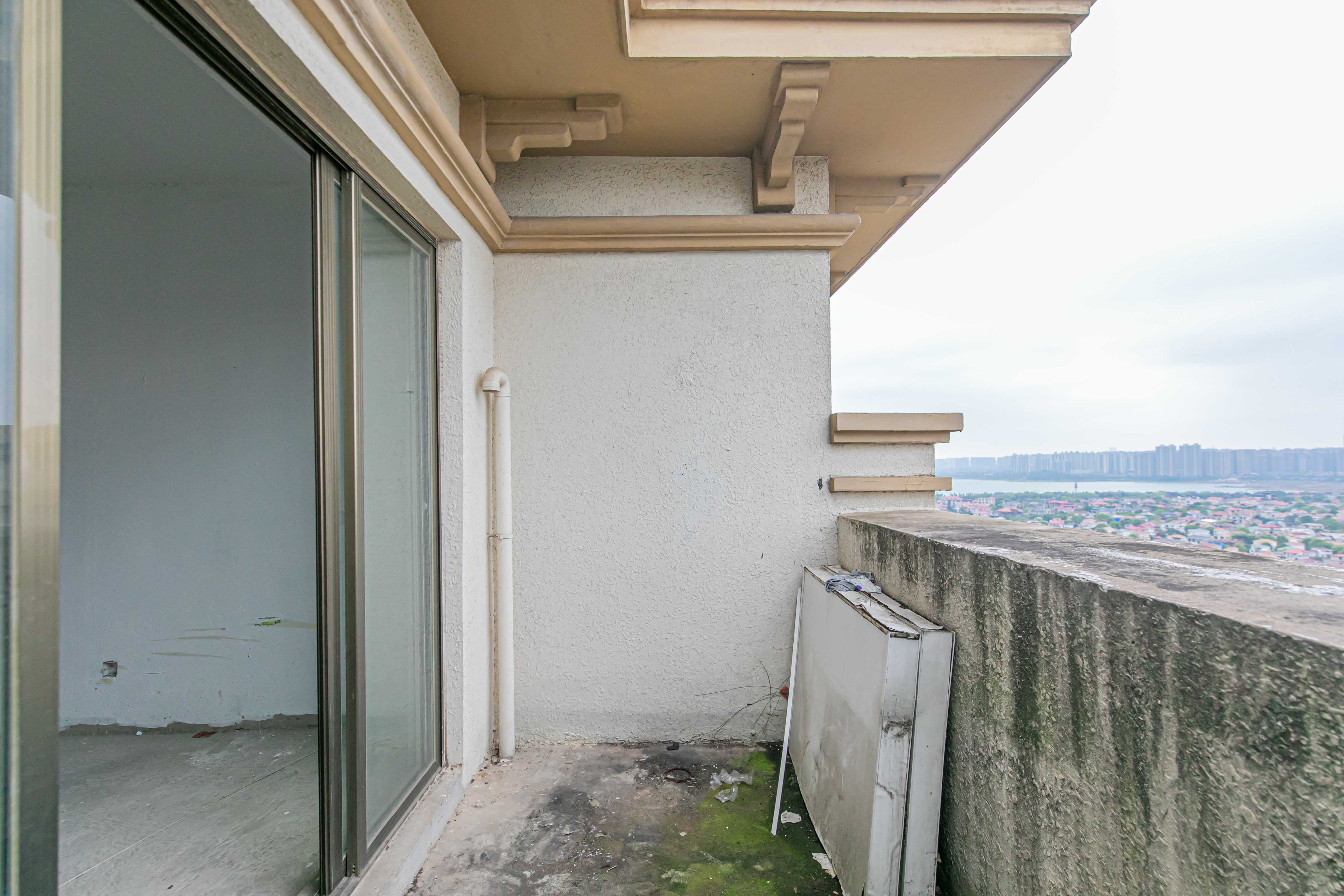 碧桂园威尼斯城  3室2厅2卫   78.10万客厅