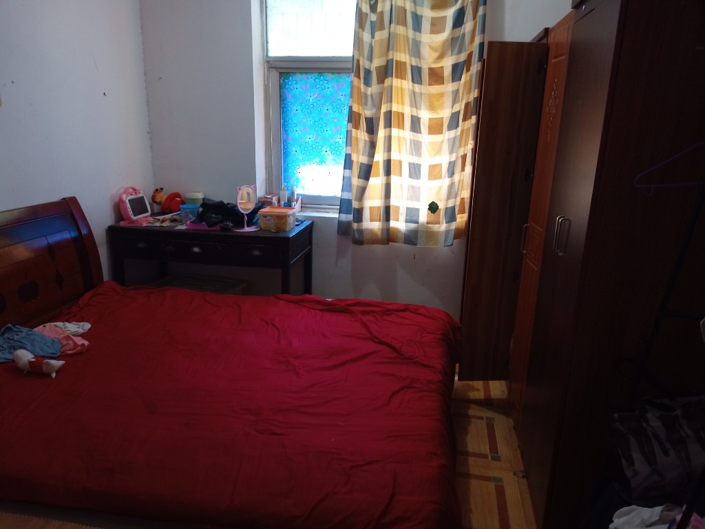 菊苑小区西区  3室2厅2卫    1100.0元/月 菊苑小区西区  3室2厅2卫    1100.0元/月室内图