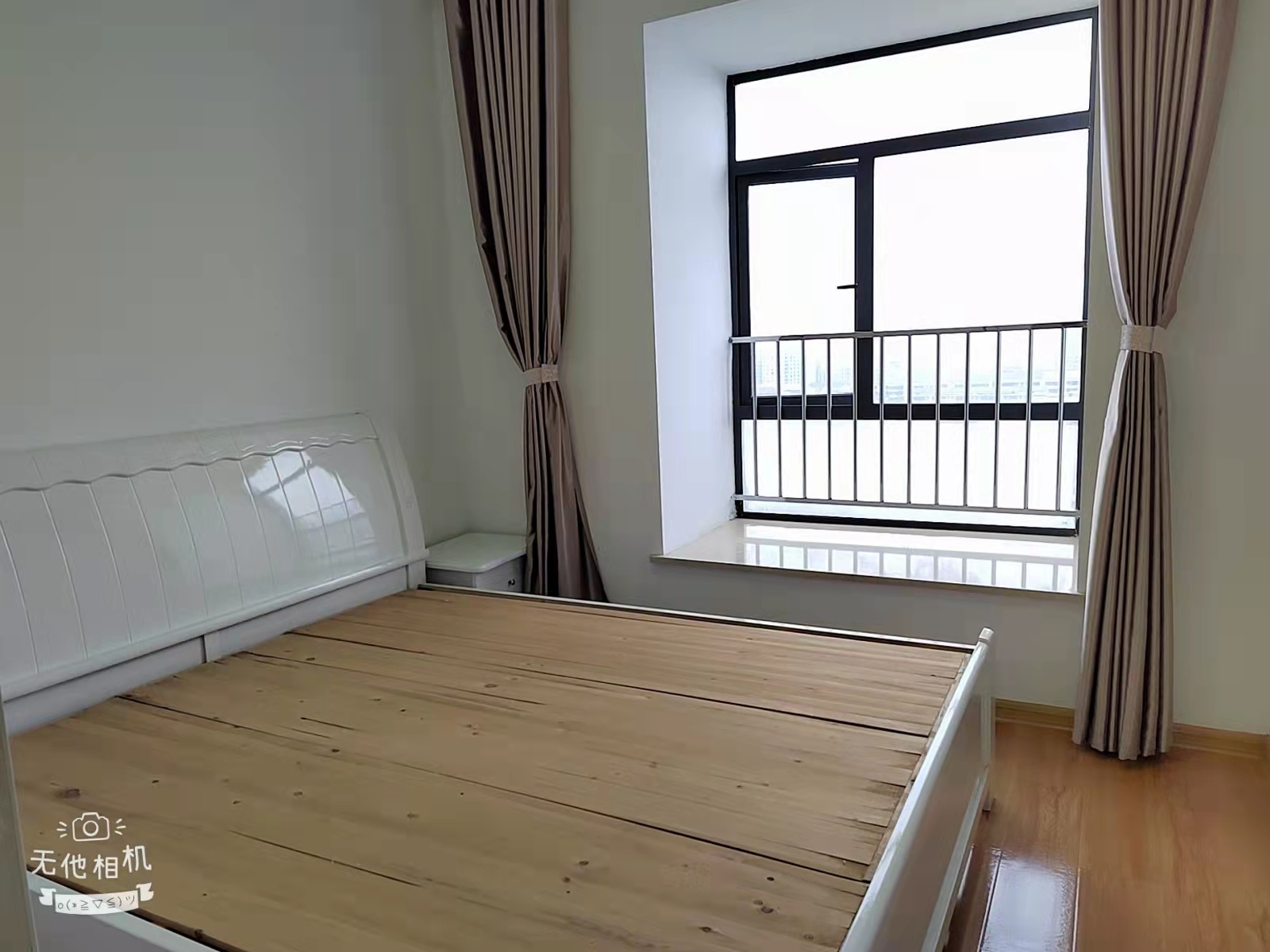 金山润园 3室2厅2卫 2500.0元/月 金山润园 3室2厅2卫 2500.0元/月室内图