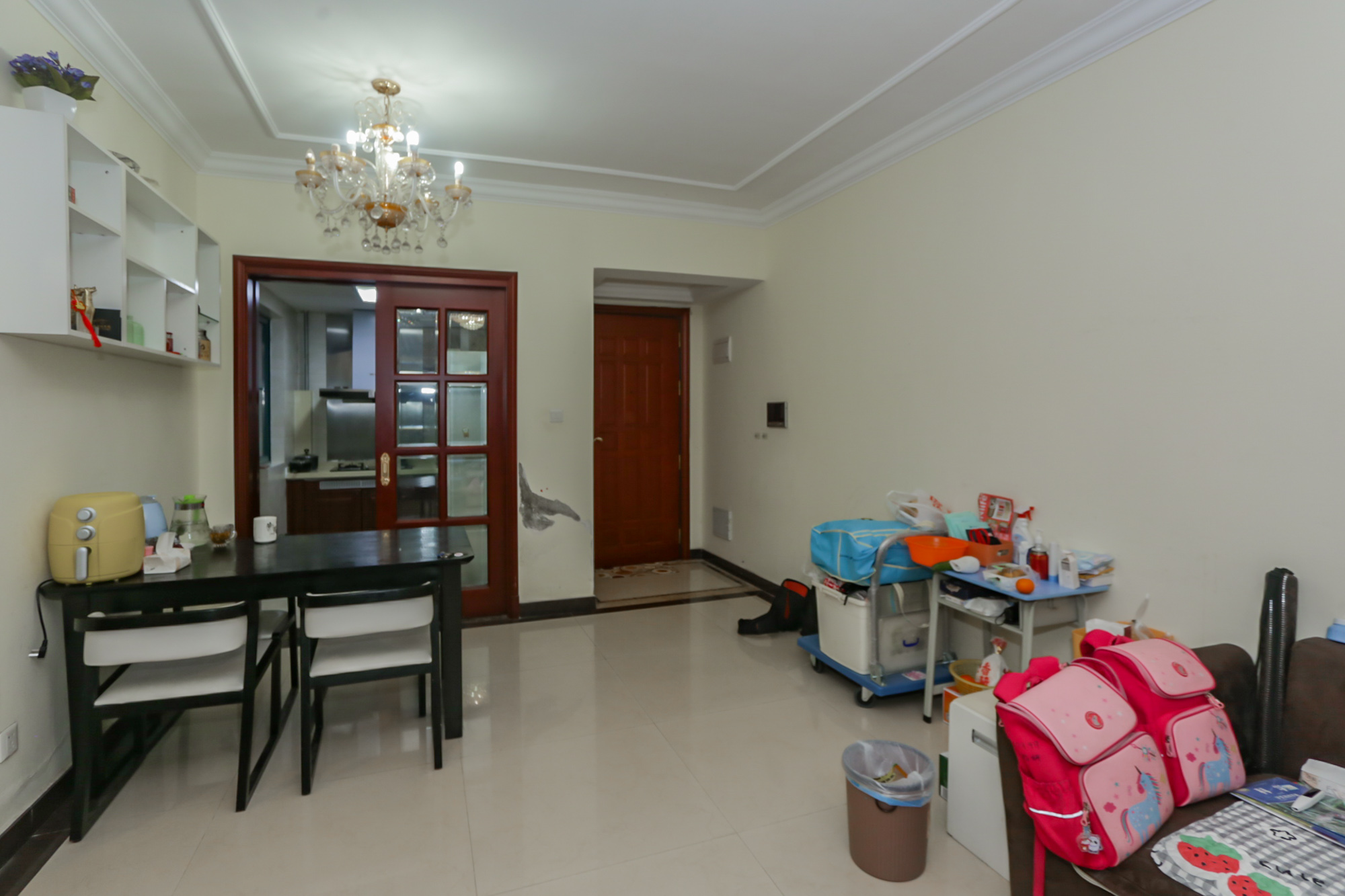 恒大华府  2室2厅1卫    117.8万客厅