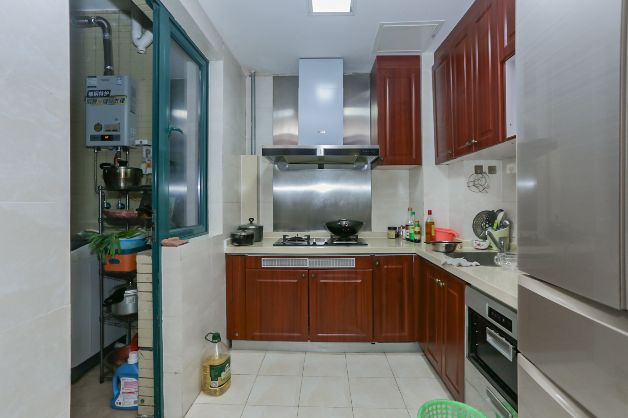 恒大华府  2室2厅1卫    117.8万厨房