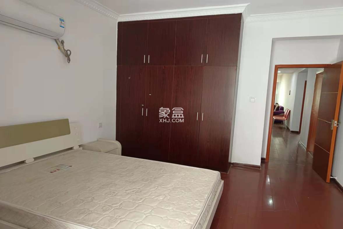 五洲城 3室2厅1卫 1600.0元/月 五洲城 3室2厅1卫 1600.0元/月室内图