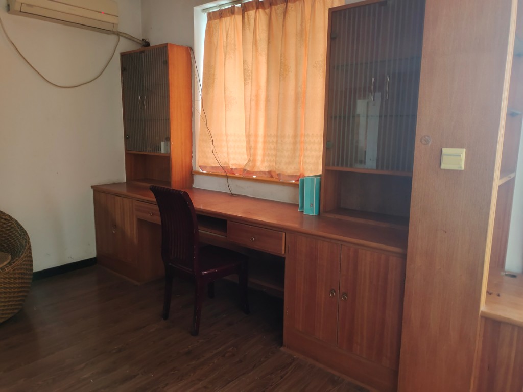 益阳湘中电器（湘中大厦）  4室2厅2卫   1500.00元/月室内图