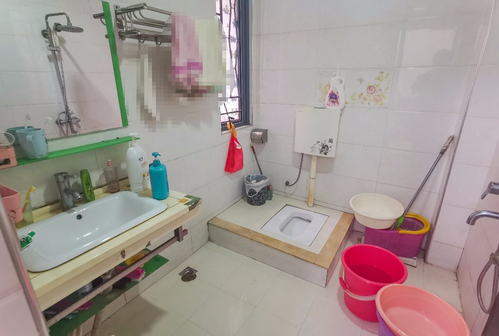 尚格名城香榭丽舍 3室2厅1卫 63.8万 尚格名城香榭丽舍 3室2厅1卫 63.8万客厅