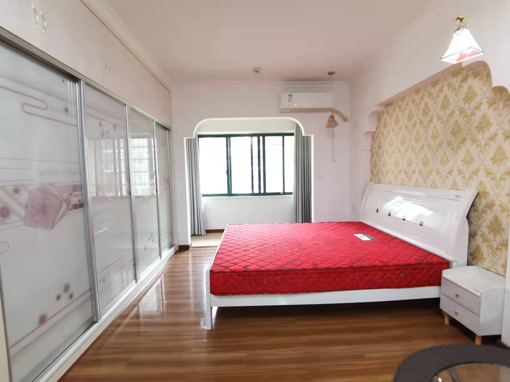 云顶上品  1室1厅1卫    1400.0元/月 云顶上品  1室1厅1卫    1400.0元/月室内图