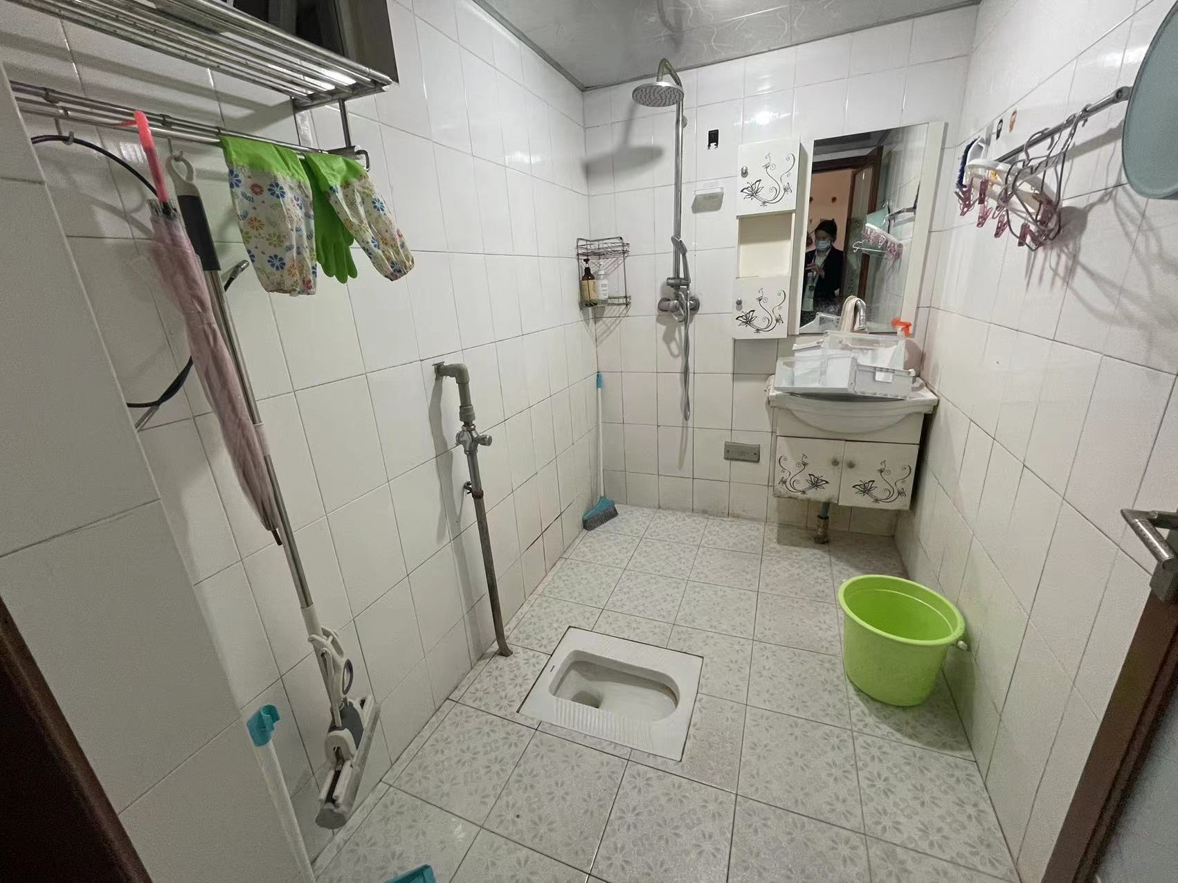 南湖锦苑 1室1厅1卫 1700.0元/月 南湖锦苑 1室1厅1卫 1700.0元/月室内图