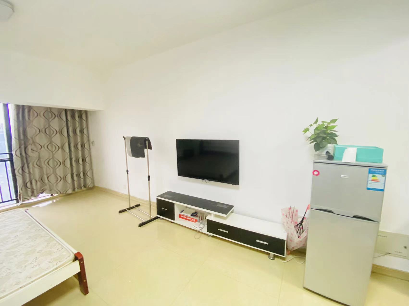 新邦壹品 1室1厅1卫 1800.0元/月 新邦壹品 1室1厅1卫 1800.0元/月室内图