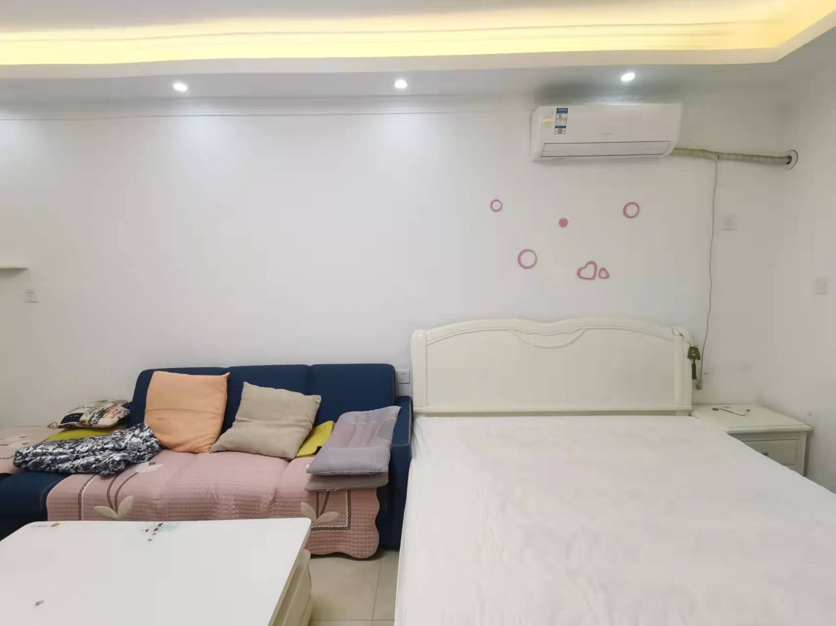 梓山湖公馆 1室1厅1卫 1400.0元/月 梓山湖公馆 1室1厅1卫 1400.0元/月室内图