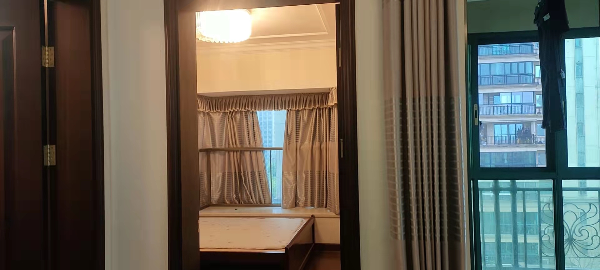 恒大绿洲 3室2厅1卫 2000.0元/月 恒大绿洲 3室2厅1卫 2000.0元/月室内图