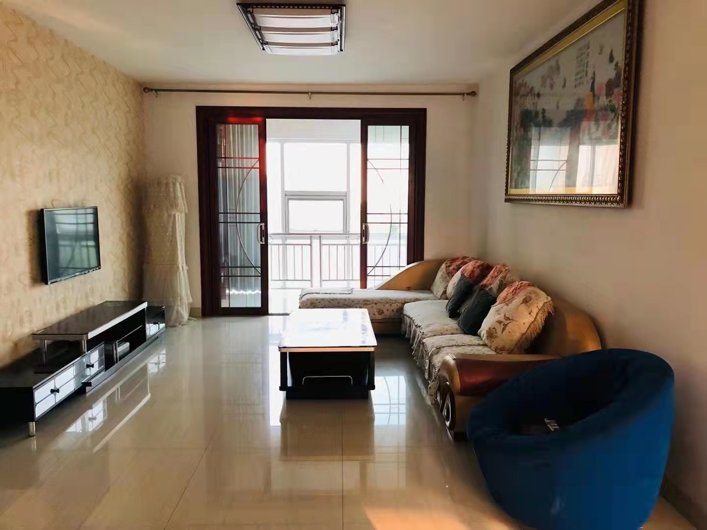 粮运大厦 3室2厅2卫 2200.0元/月 粮运大厦 3室2厅2卫 2200.0元/月室内图