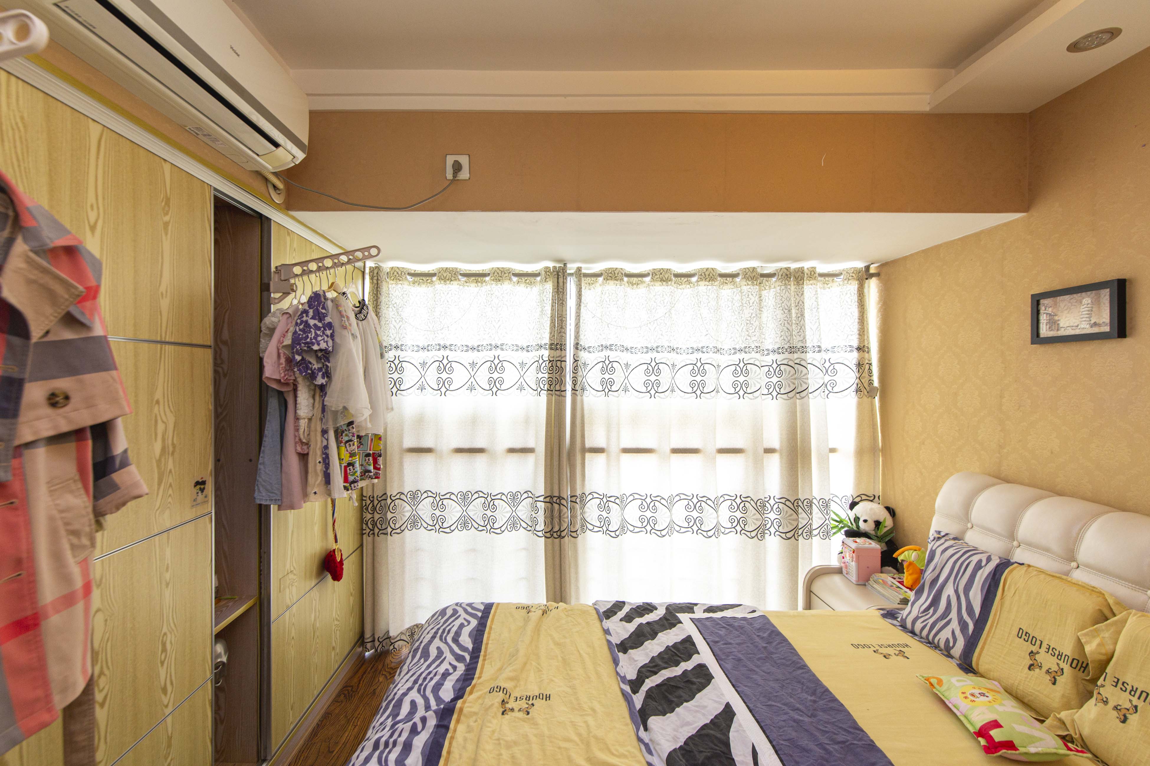 金色loft（鑫秋大厦）  2室1厅2卫   54.80万卧室