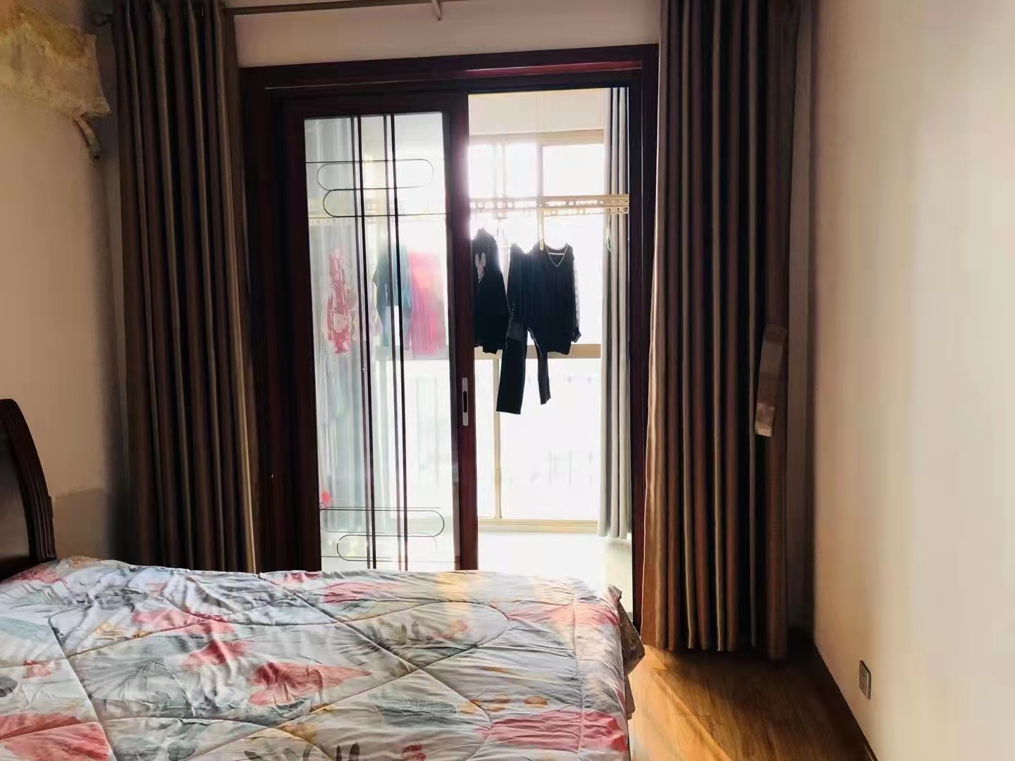 粮运大厦 3室2厅2卫 2200.0元/月 粮运大厦 3室2厅2卫 2200.0元/月室内图