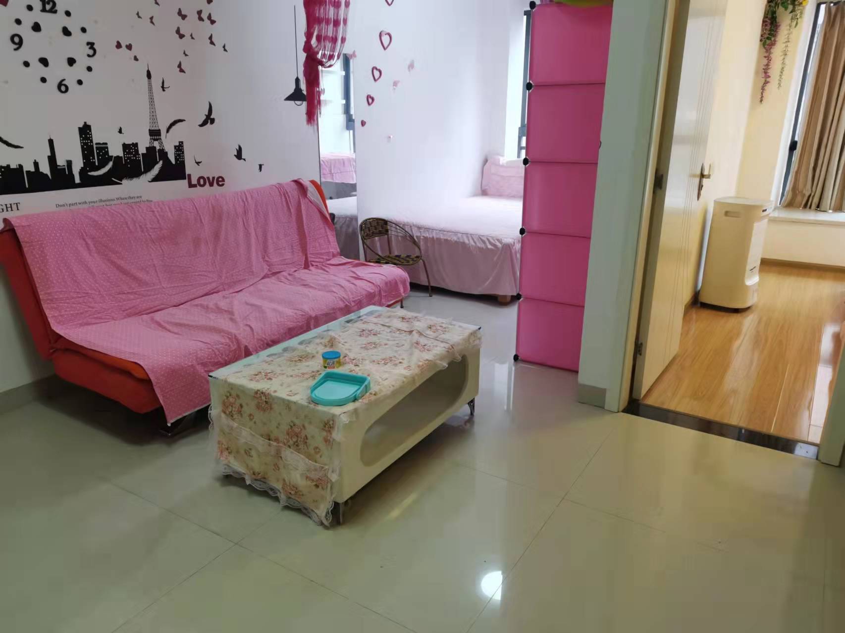 尚书房 2室2厅1卫 1800.0元/月 尚书房 2室2厅1卫 1800.0元/月室内图