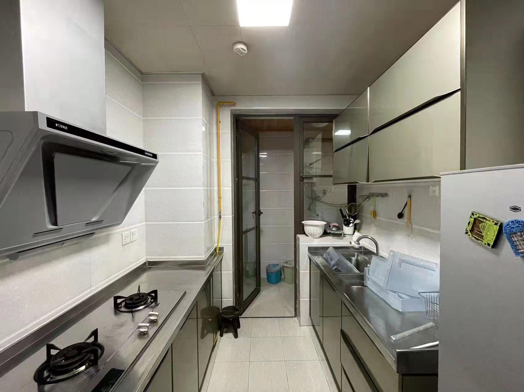 南湖国际1期 2室1厅1卫 2500.0元/月 南湖国际1期 2室1厅1卫 2500.0元/月室内图