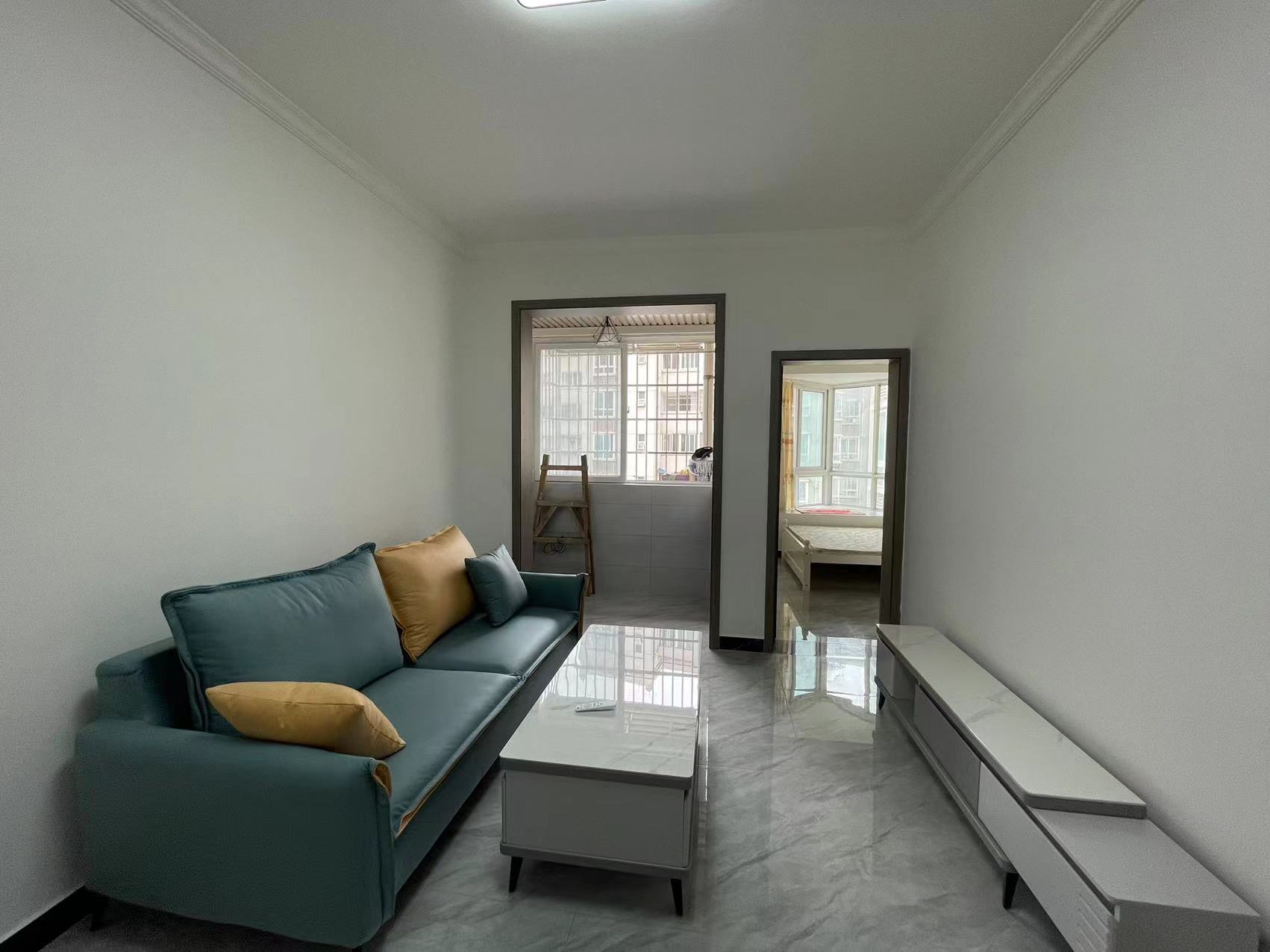 南湖锦苑 1室1厅1卫 2000.0元/月 南湖锦苑 1室1厅1卫 2000.0元/月室内图