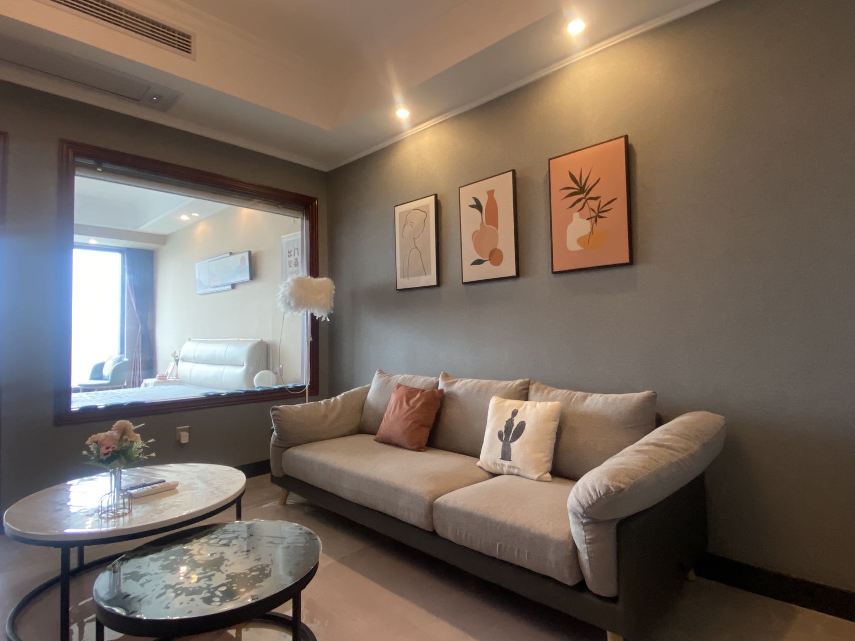 江岸公馆  1室1厅1卫    1800.0元/月 江岸公馆  1室1厅1卫    1800.0元/月室内图