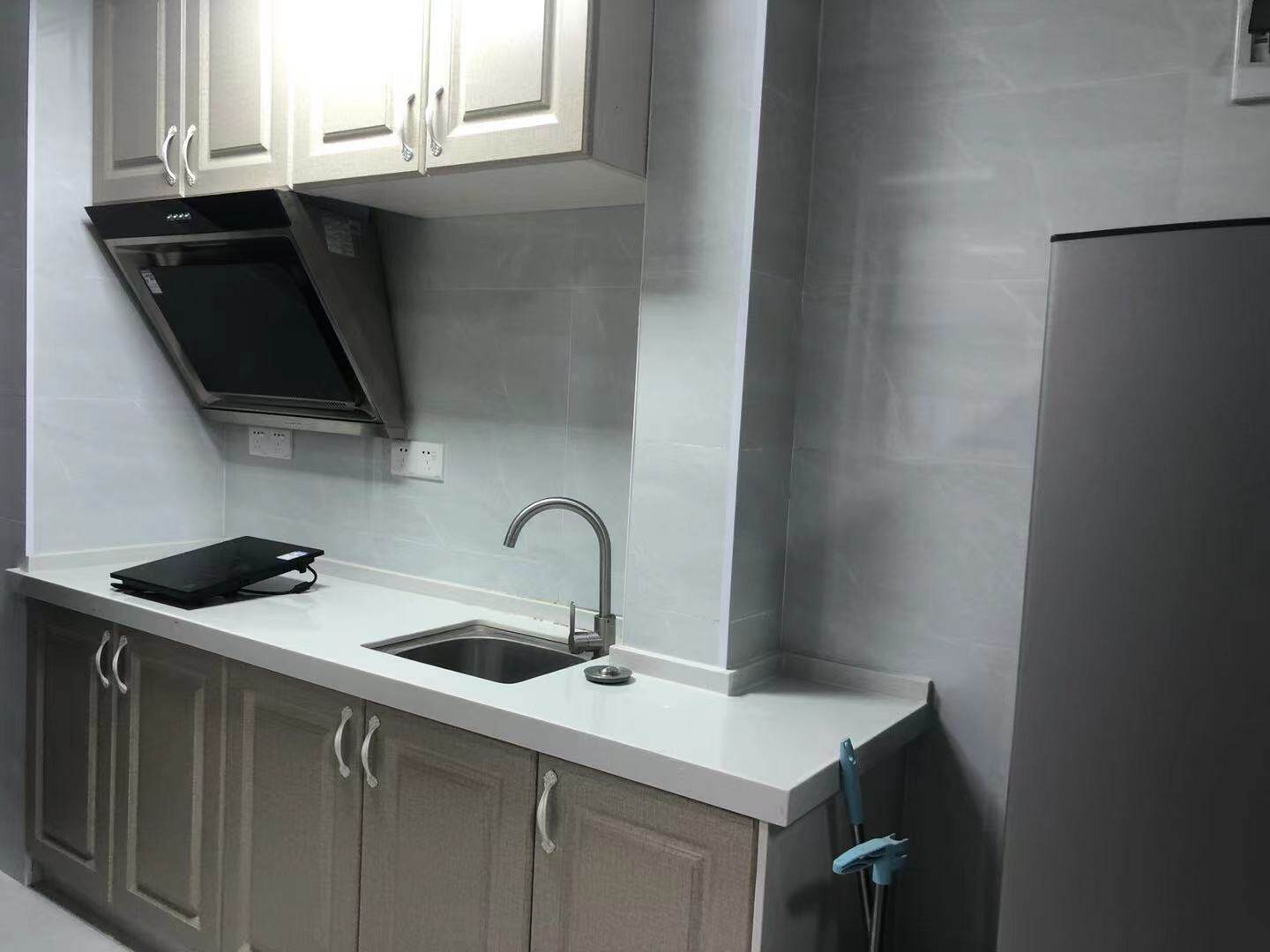 梓湖明珠  1室1厅1卫    1500.0元/月 梓湖明珠  1室1厅1卫    1500.0元/月室内图