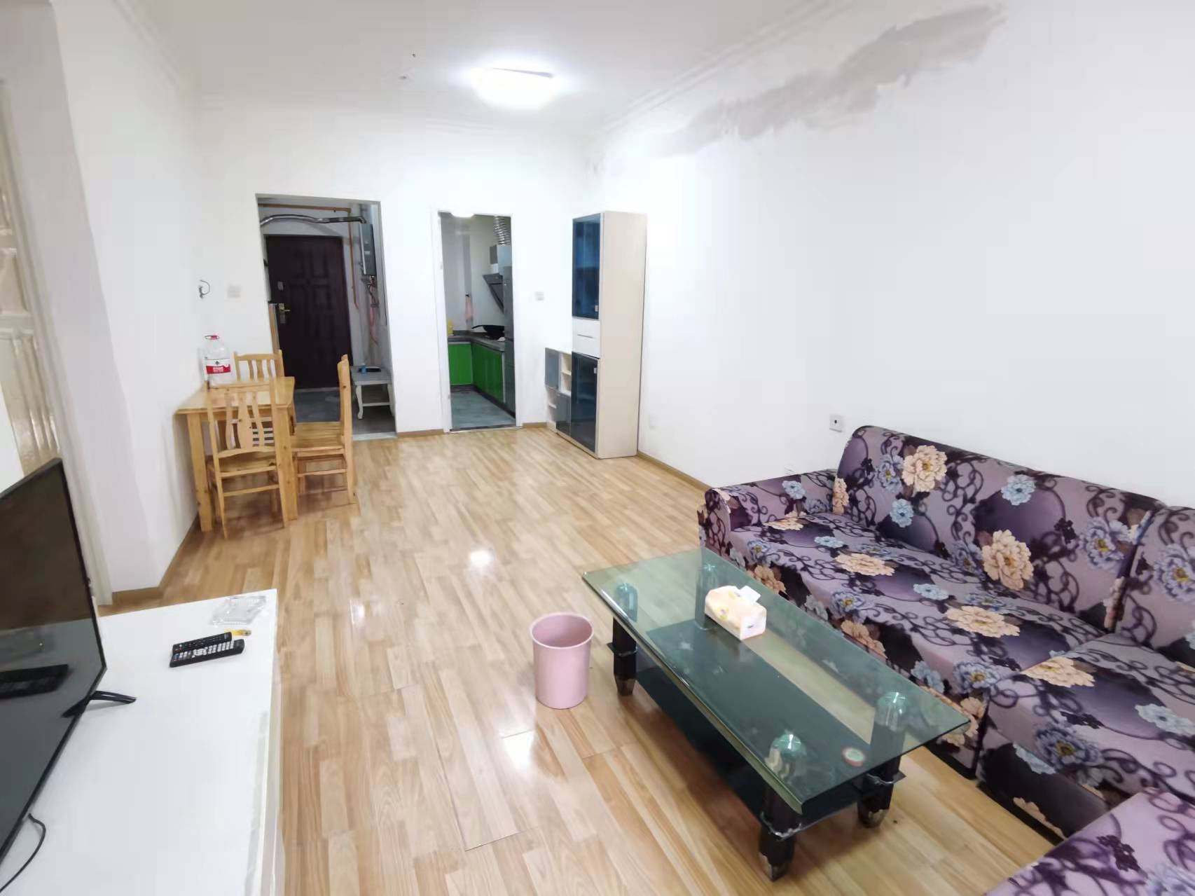 南湖世纪 2室1厅1卫 1800.0元/月 南湖世纪 2室1厅1卫 1800.0元/月室内图