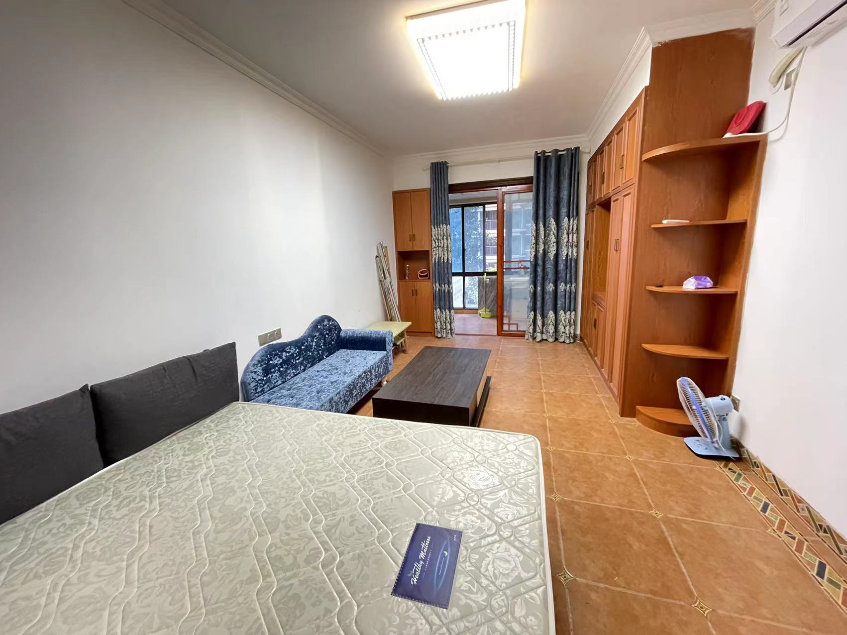 金河湾1881 1室1厅1卫 1500.0元/月 金河湾1881 1室1厅1卫 1500.0元/月室内图