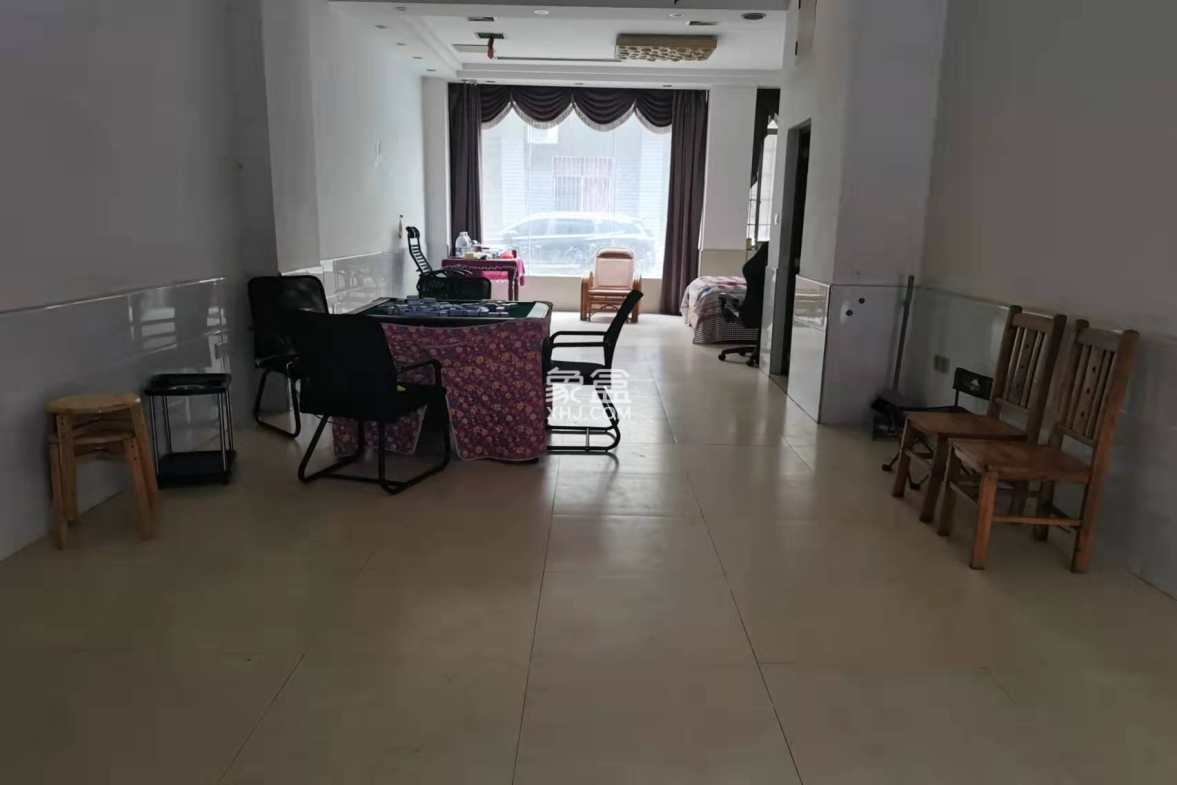 大明安置小区  1室1厅1卫    1000.0元/月 大明安置小区  1室1厅1卫    1000.0元/月室内图