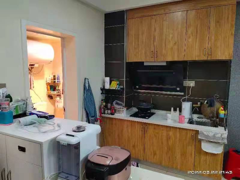 众一桂府  1室1厅1卫    36.0万 众一桂府  1室1厅1卫    36.0万客厅