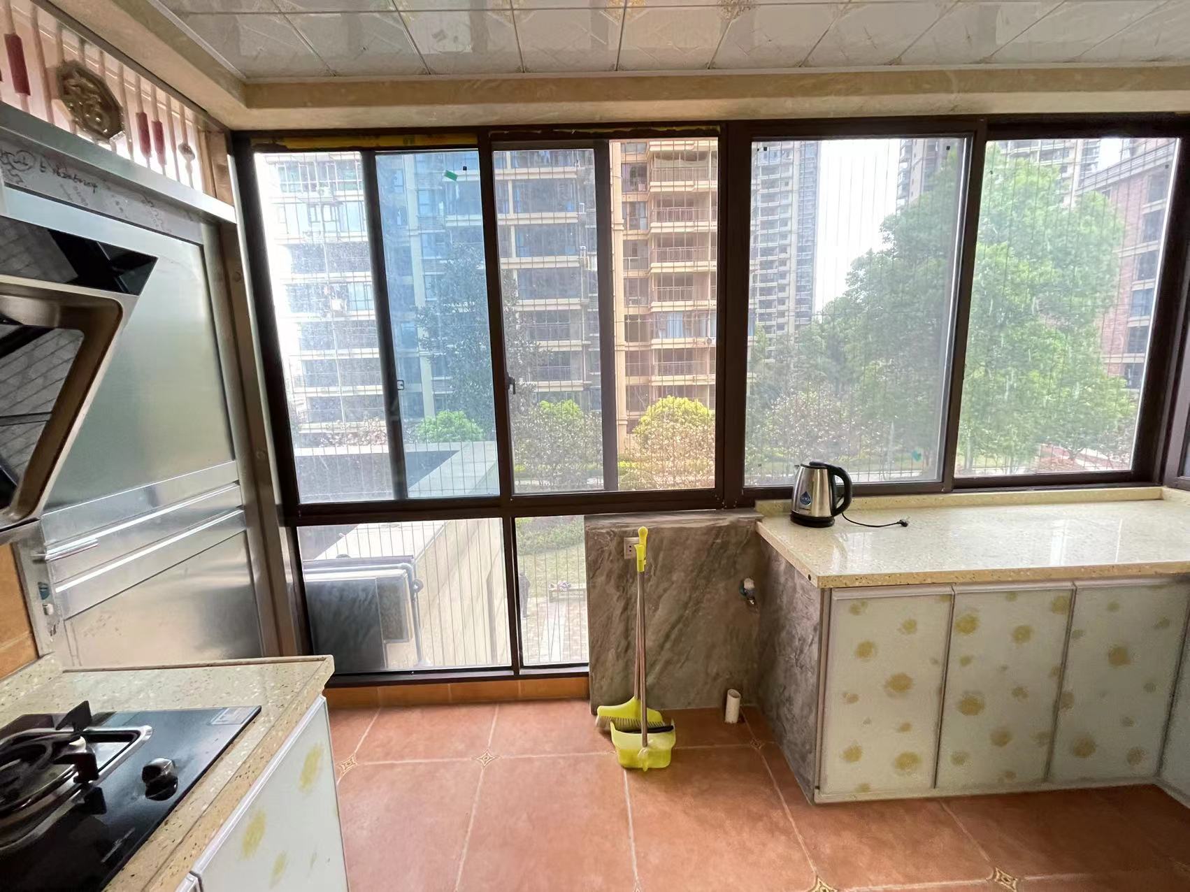 金河湾1881 1室1厅1卫 1500.0元/月 金河湾1881 1室1厅1卫 1500.0元/月室内图