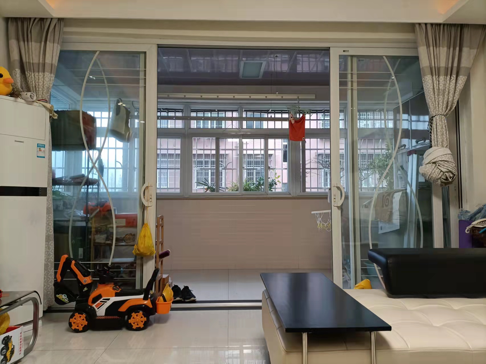 梓园社区(麻纺厂宿舍) 2室2厅1卫 1500.0元/月 梓园社区(麻纺厂宿舍) 2室2厅1卫 1500.0元/月室内图