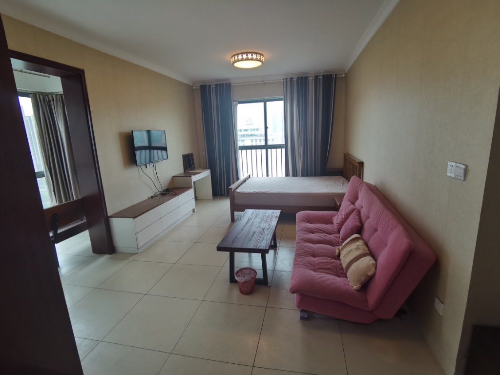 鹏利广场  1室1厅1卫    1350.0元/月 鹏利广场  1室1厅1卫    1350.0元/月