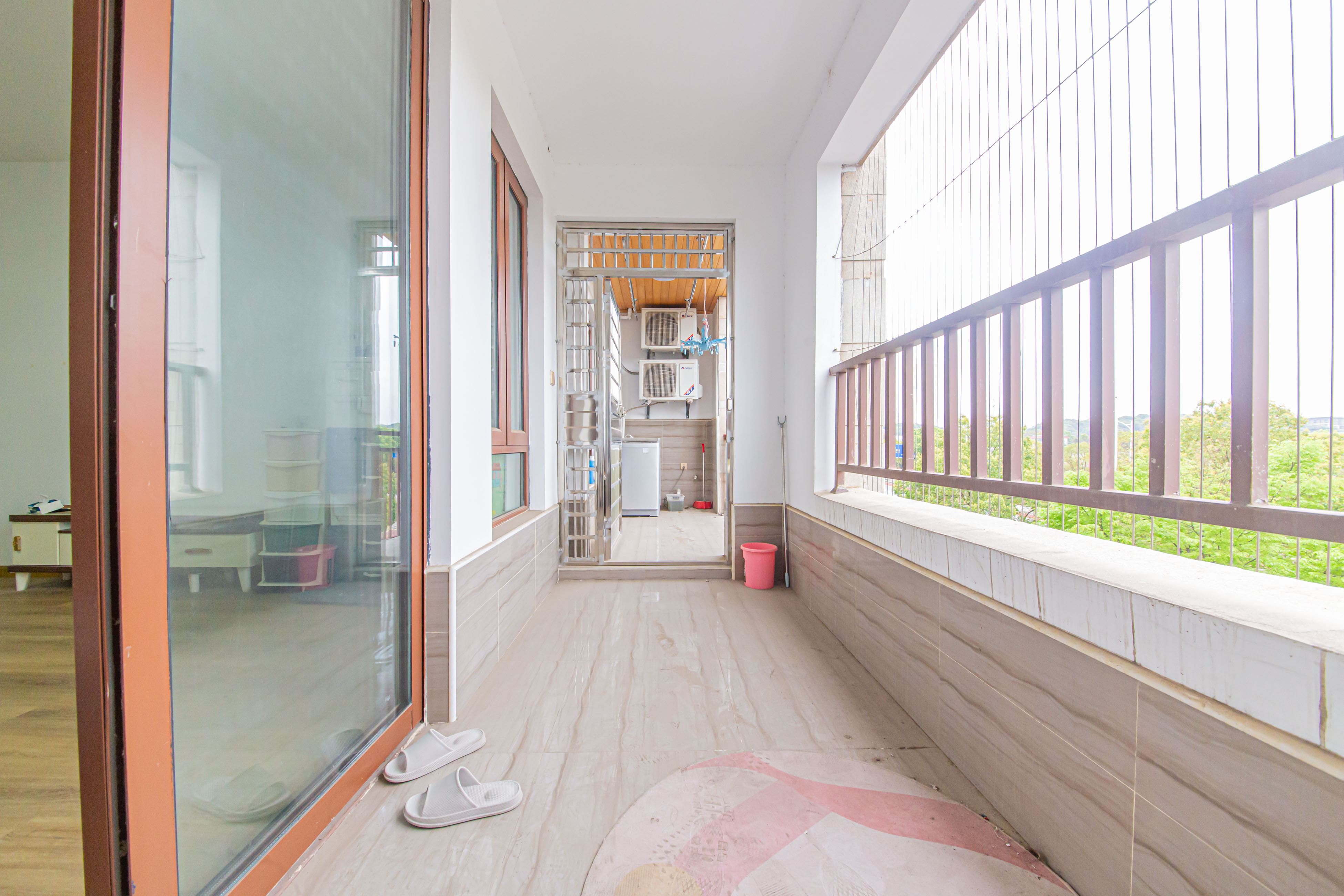 北辰中央公园A区  3室2厅2卫   162.00万阳台