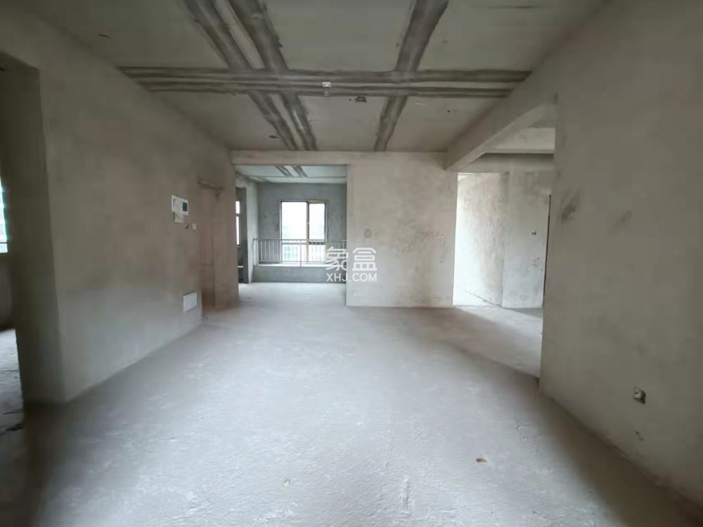 融冠亲城  4室2厅2卫    90.0万