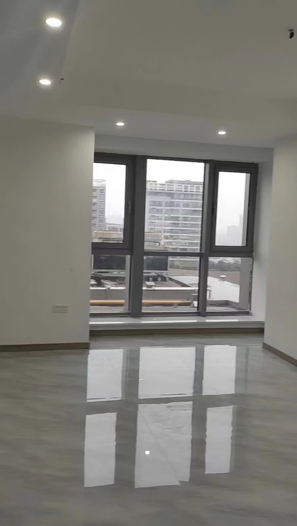 友阿国际 1室1厅1卫 3600.0元/月 友阿国际 1室1厅1卫 3600.0元/月小区图