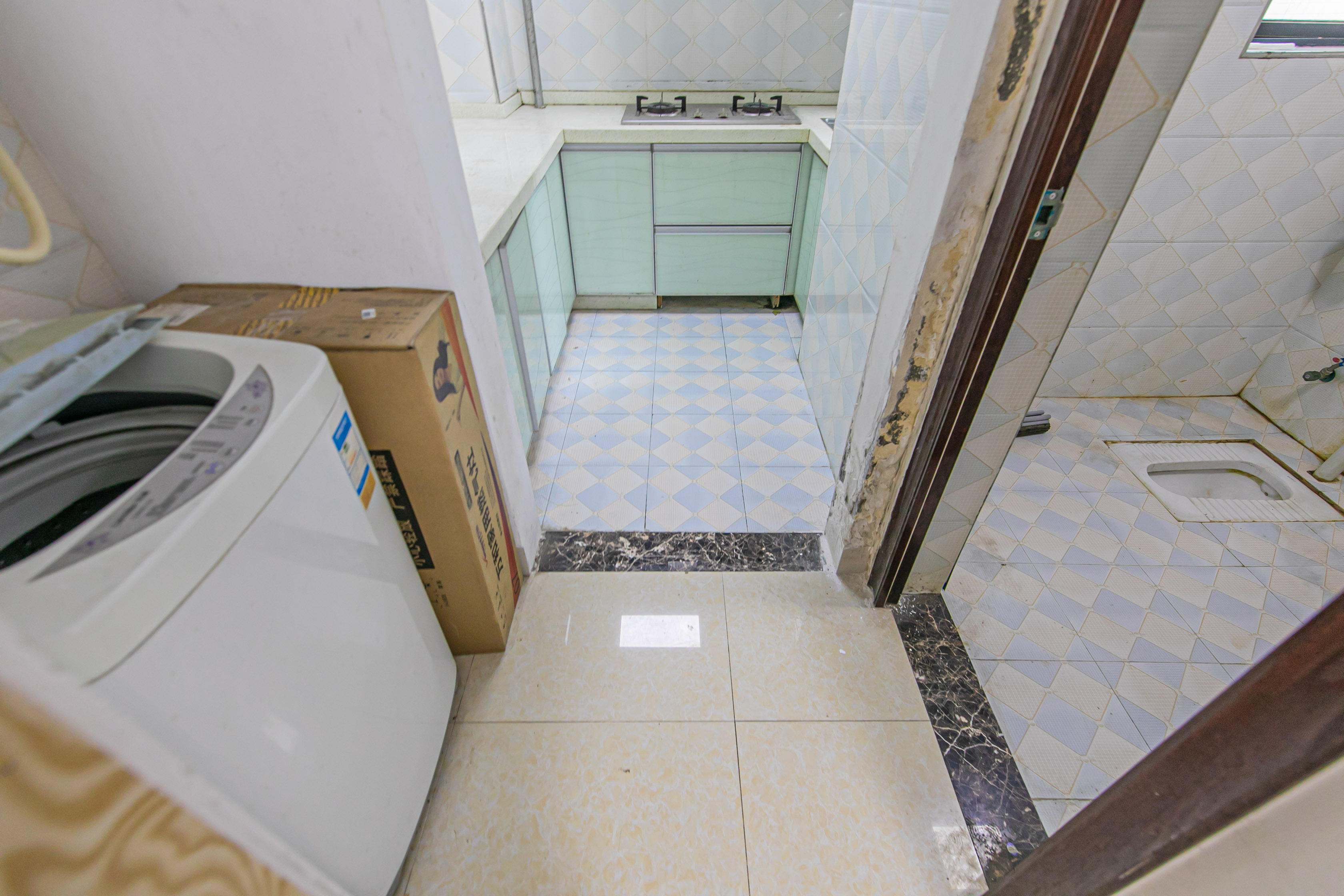 方略城市广场 2室1厅1卫 41.8万 方略城市广场 2室1厅1卫 41.8万厨房