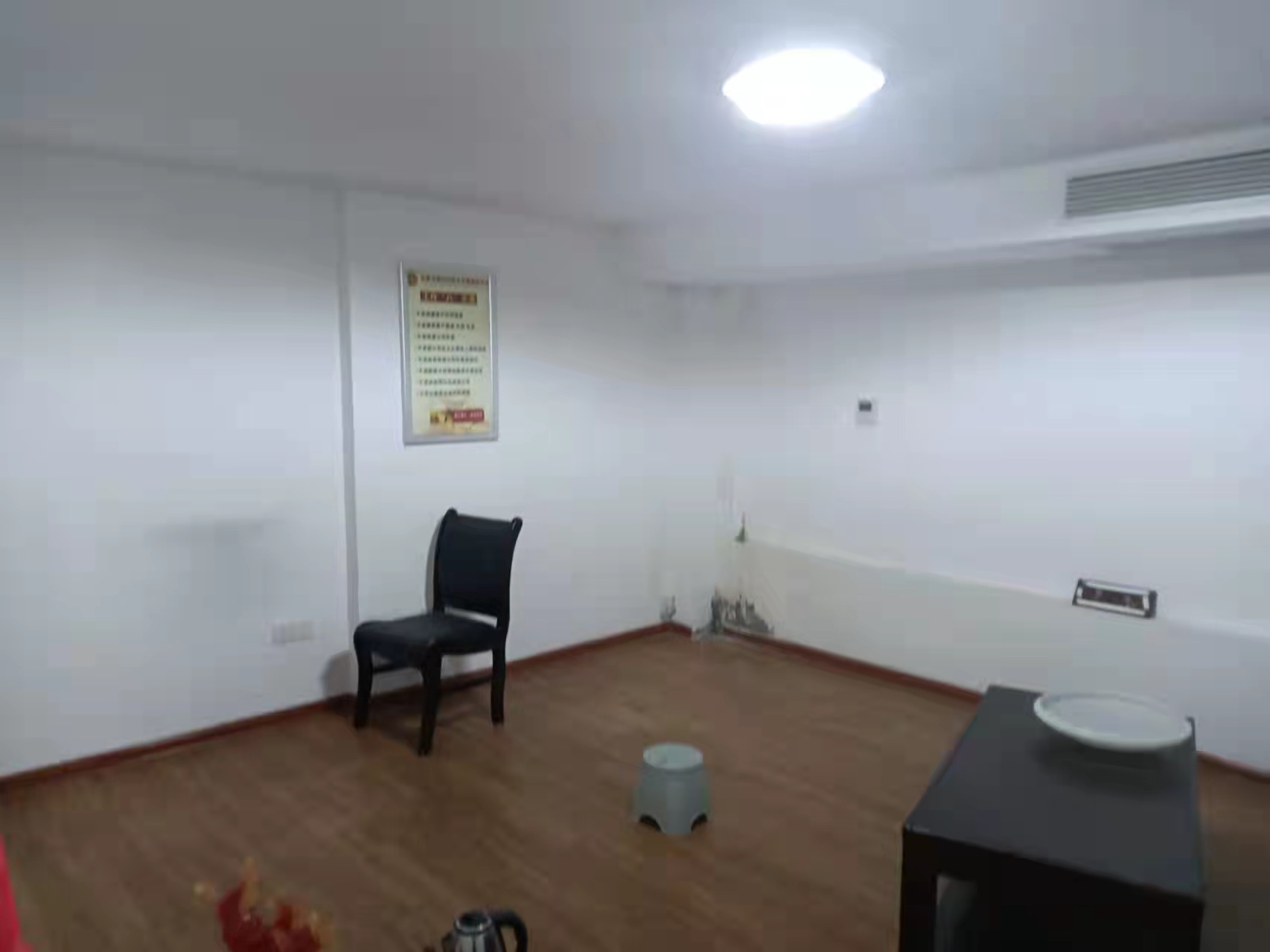 尚书房 6室2厅1卫 17500.0元/月 尚书房 6室2厅1卫 17500.0元/月室内图