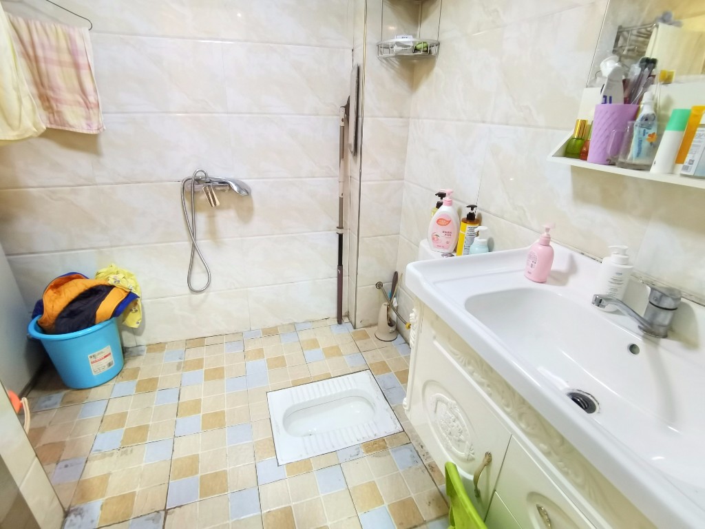 三一歌雅郡 2室2厅1卫 51.2万 三一歌雅郡 2室2厅1卫 51.2万客厅