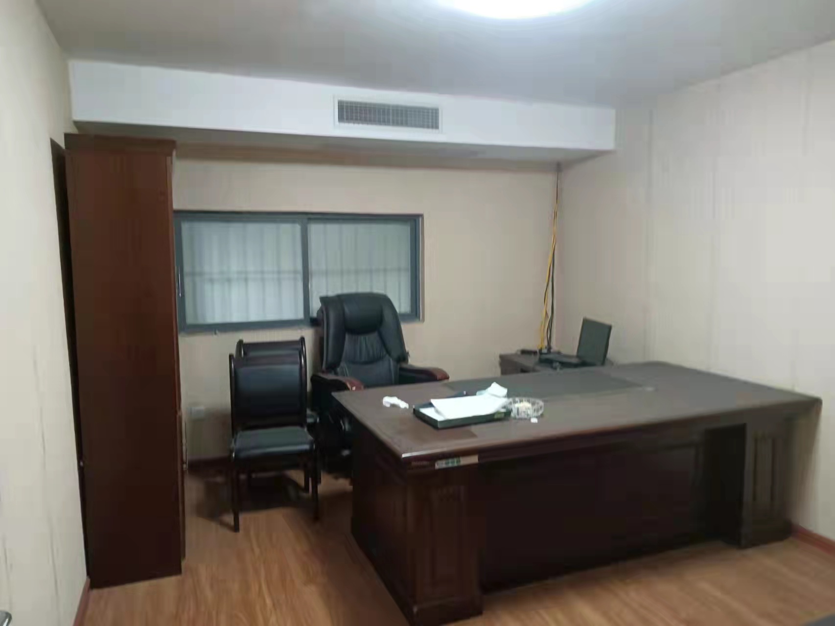 尚书房 6室2厅1卫 17500.0元/月 尚书房 6室2厅1卫 17500.0元/月室内图