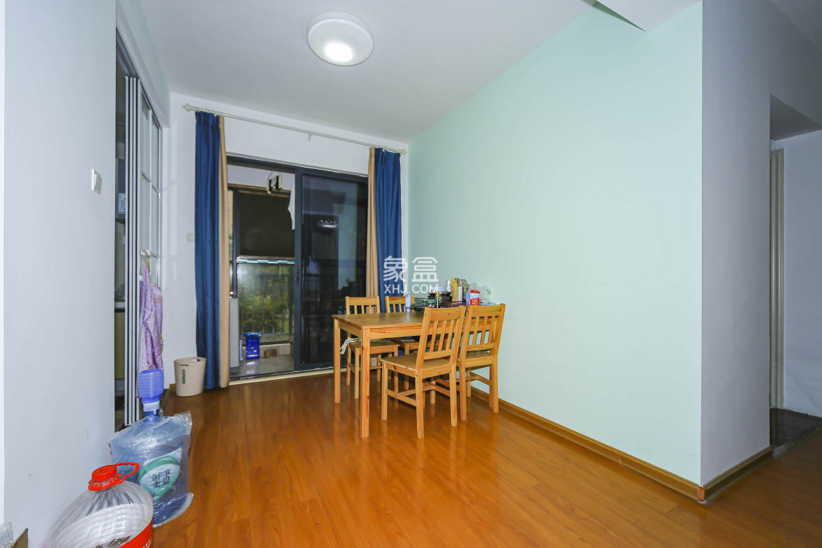 湘熙水郡(观澜海赋家园) 3室2厅2卫 116.00万 湘熙水郡(观澜海赋家园) 3室2厅2卫 116.00万客厅