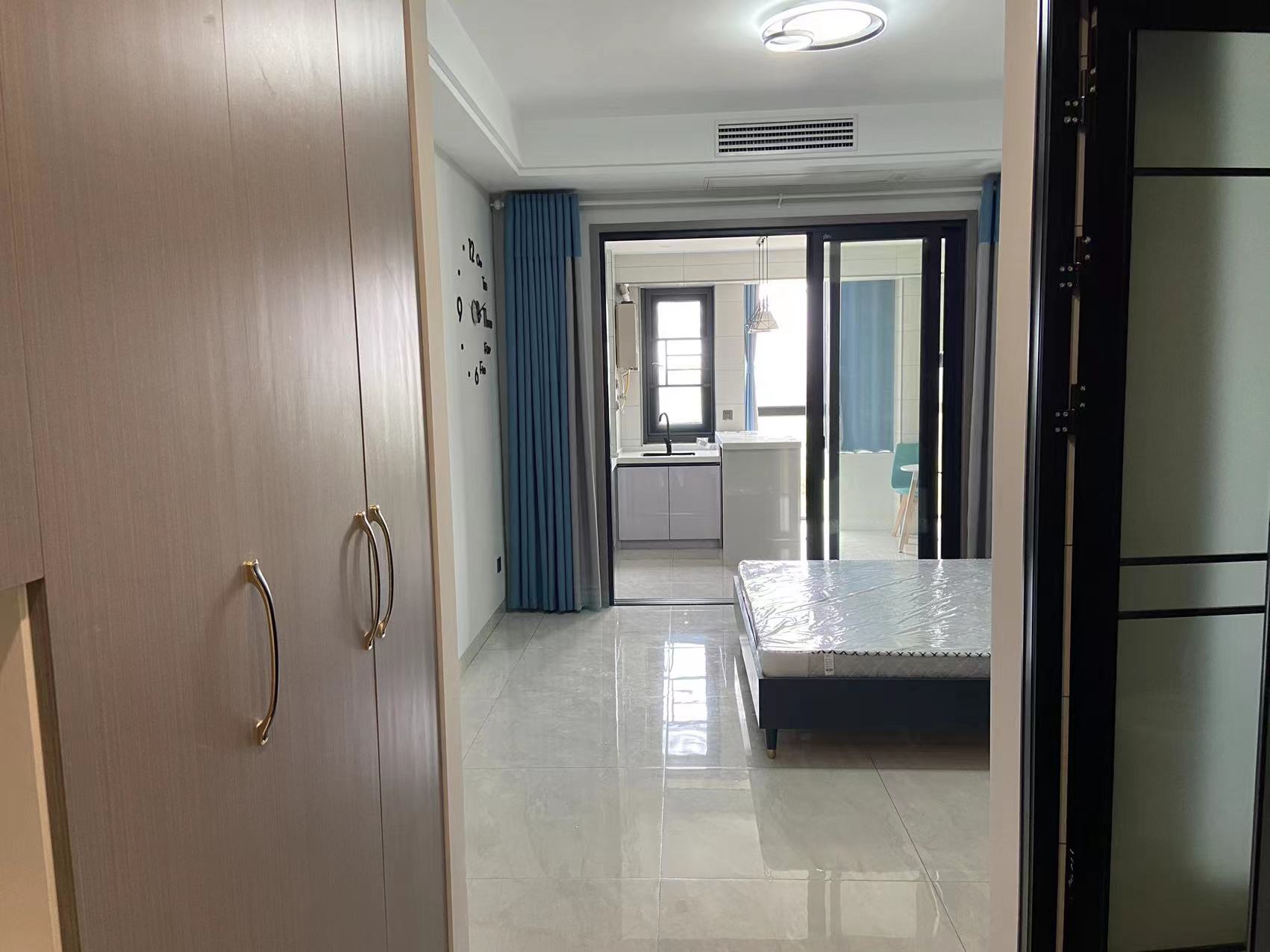 恒大绿洲 1室1厅1卫 1400.0元/月 恒大绿洲 1室1厅1卫 1400.0元/月小区图