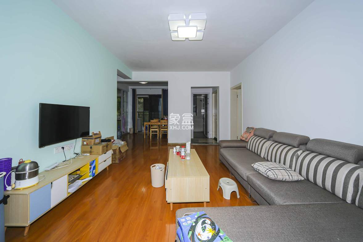 湘熙水郡(观澜海赋家园) 3室2厅2卫 116.00万 湘熙水郡(观澜海赋家园) 3室2厅2卫 116.00万客厅