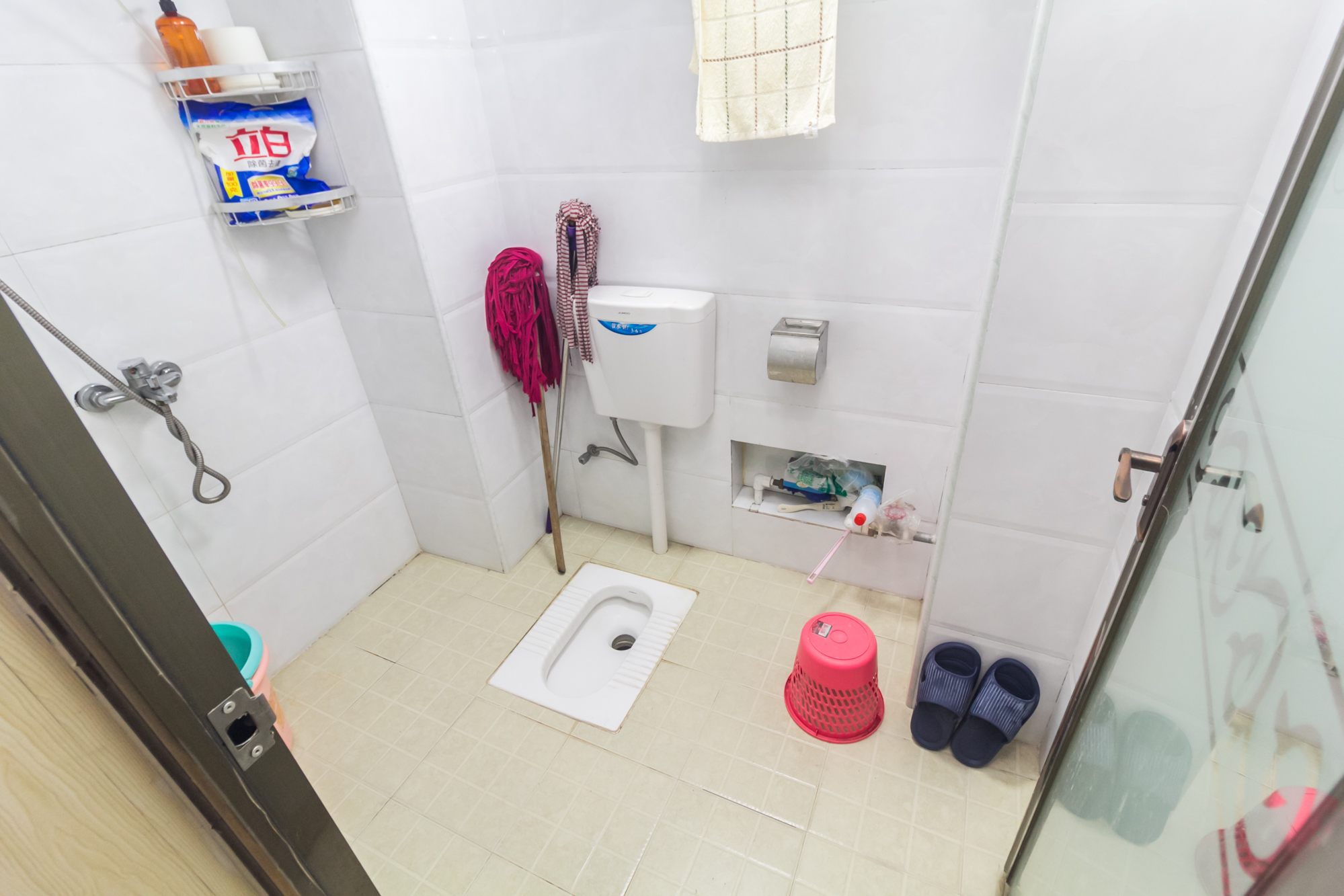 海德公园 1室1厅1卫 27.6万 海德公园 1室1厅1卫 27.6万卫生间