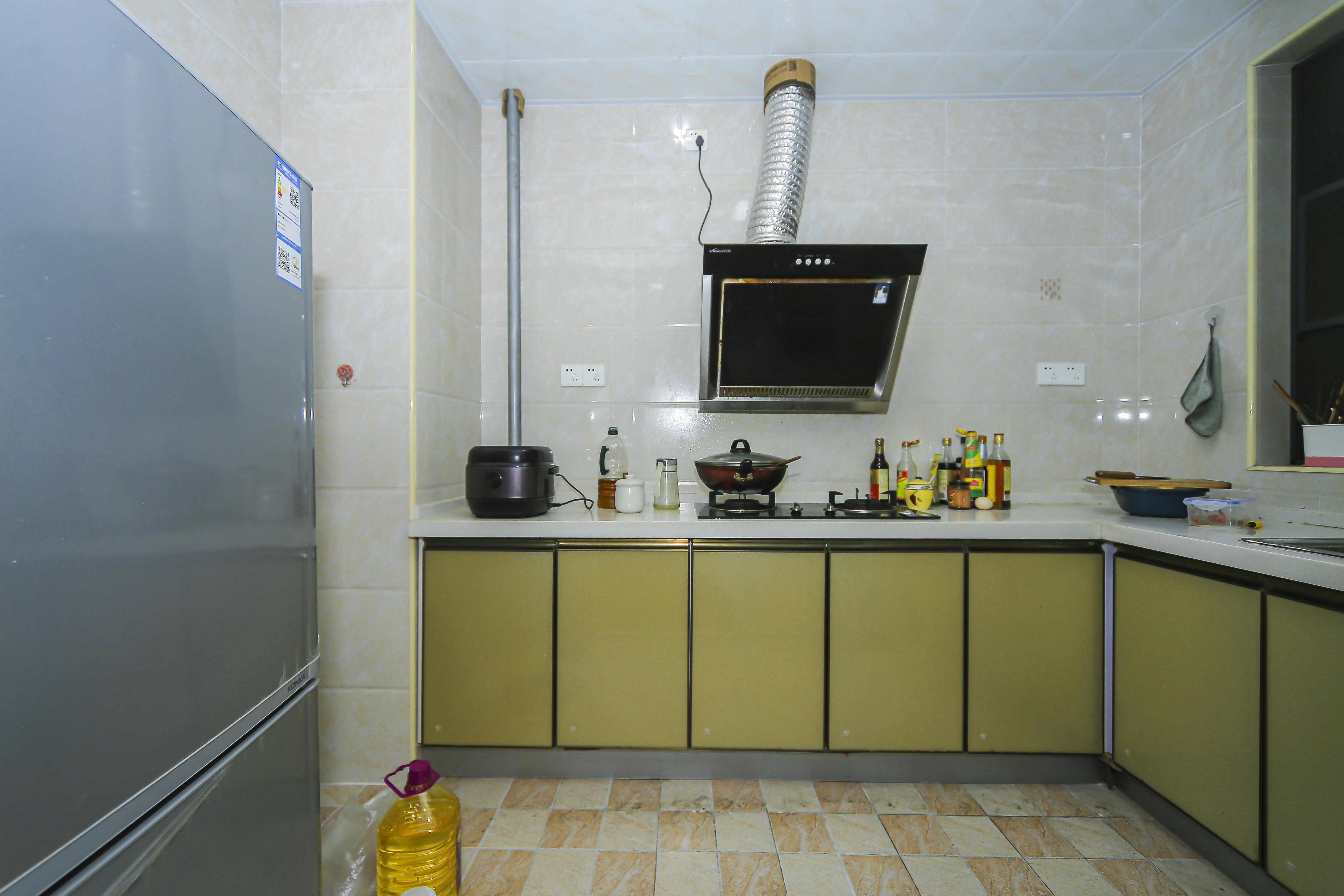 湘熙水郡(观澜海赋家园) 3室2厅2卫 116.00万 湘熙水郡(观澜海赋家园) 3室2厅2卫 116.00万厨房