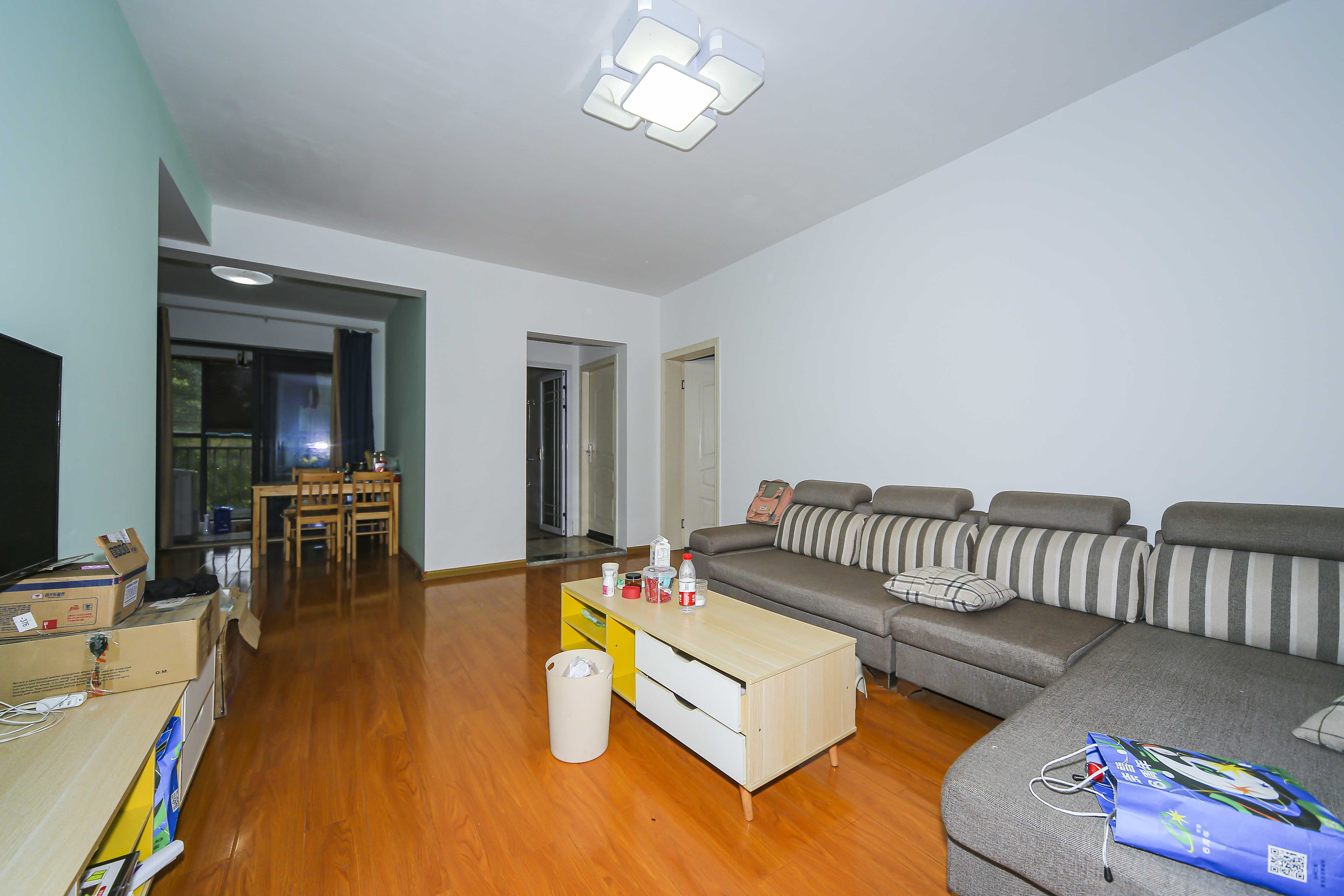 湘熙水郡(观澜海赋家园) 3室2厅2卫 116.00万 湘熙水郡(观澜海赋家园) 3室2厅2卫 116.00万客厅