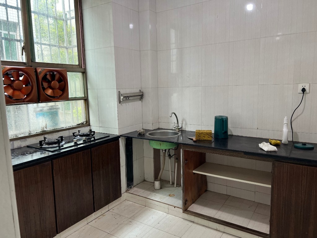 富竹苑 3室1厅2卫 1400.0元/月 富竹苑 3室1厅2卫 1400.0元/月室内图